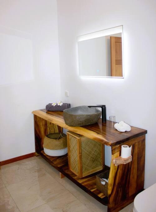 Bungalow Tiarii, Avec Acces Direct A Une Plage Privee Tevaitoa Ngoại thất bức ảnh