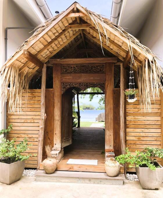 Bungalow Tiarii, Avec Acces Direct A Une Plage Privee Tevaitoa Ngoại thất bức ảnh